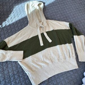 Madewell Hooded Knit Sweater in Cream/Green size medium